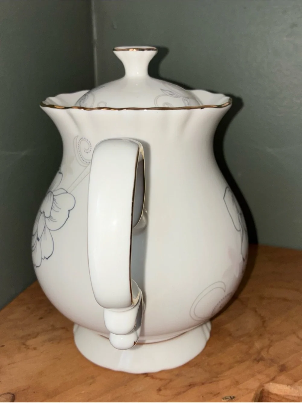 Elegant Cream Floral Porcelain Teapot with Gold Trim